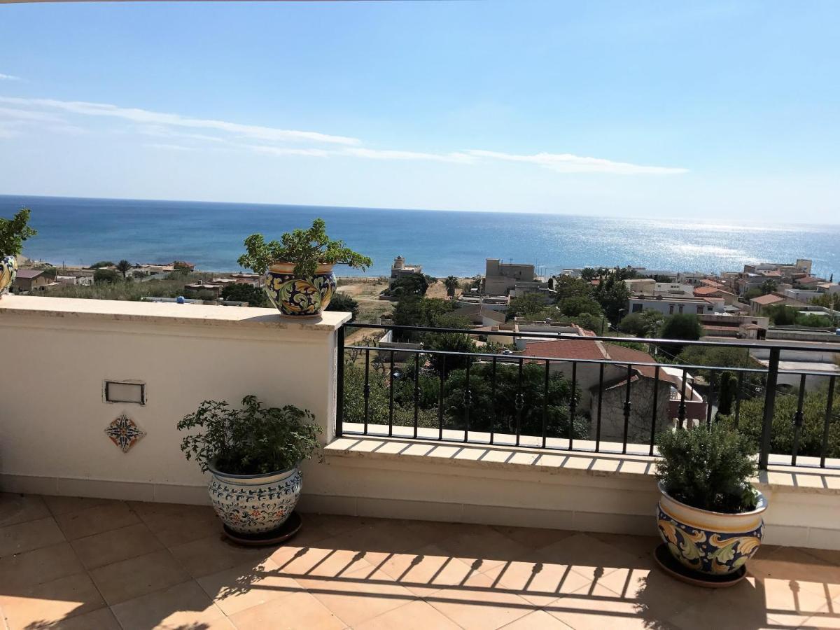 Villa Ceni - Appartamenti Con Camere, Cucina, Wc E Terrazza Sul Mare In Villa Con Piscina, Giardino E Parcheggio Marinella di Selinunte Bagian luar foto