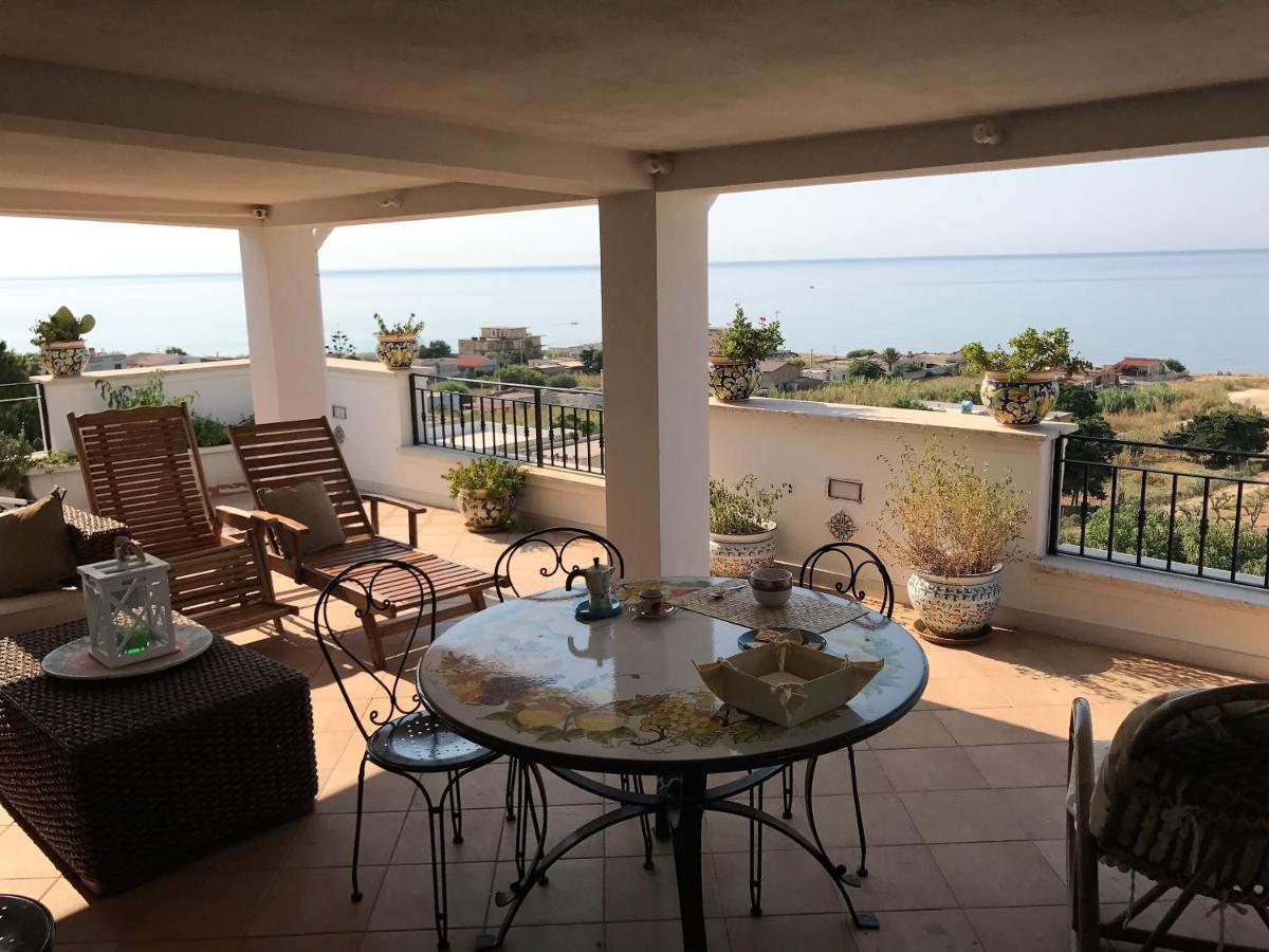 Villa Ceni - Appartamenti Con Camere, Cucina, Wc E Terrazza Sul Mare In Villa Con Piscina, Giardino E Parcheggio Marinella di Selinunte Bagian luar foto