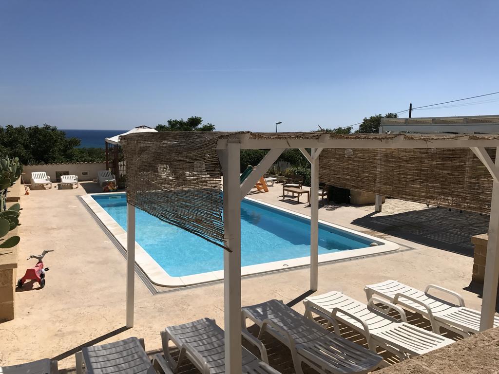 Villa Ceni - Appartamenti Con Camere, Cucina, Wc E Terrazza Sul Mare In Villa Con Piscina, Giardino E Parcheggio Marinella di Selinunte Bagian luar foto