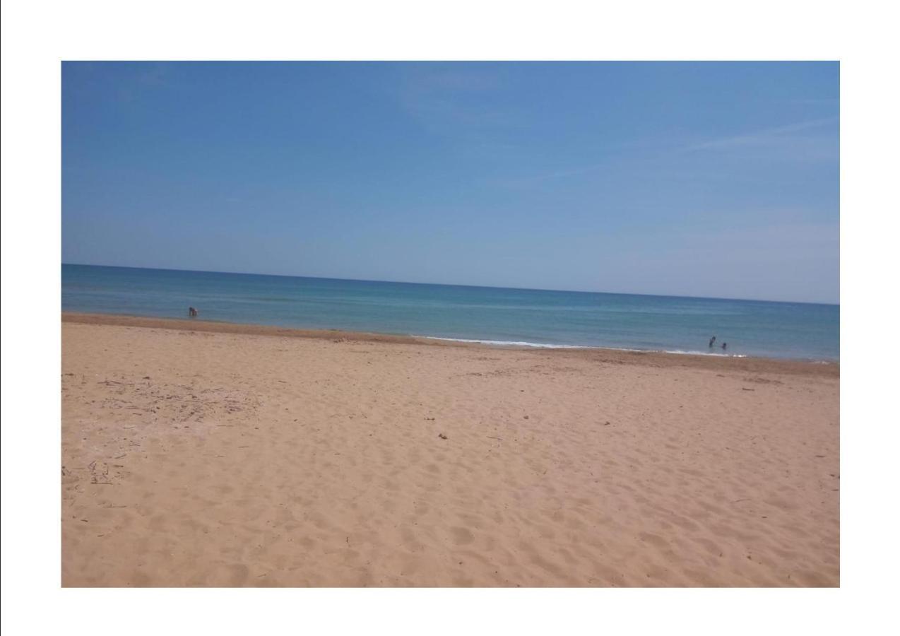 Villa Ceni - Appartamenti Con Camere, Cucina, Wc E Terrazza Sul Mare In Villa Con Piscina, Giardino E Parcheggio Marinella di Selinunte Bagian luar foto